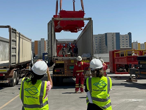 Heavy Machinery & Project Cargo Transport